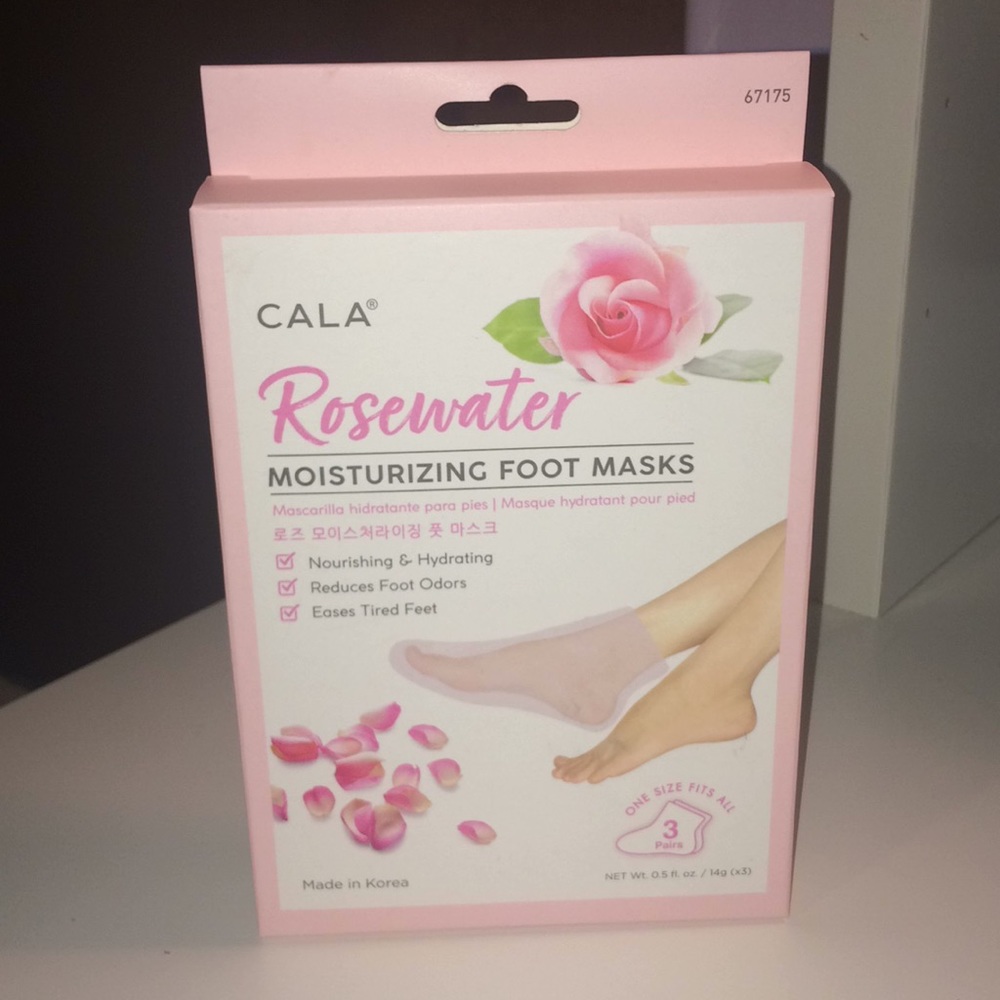 Rose water foot masks